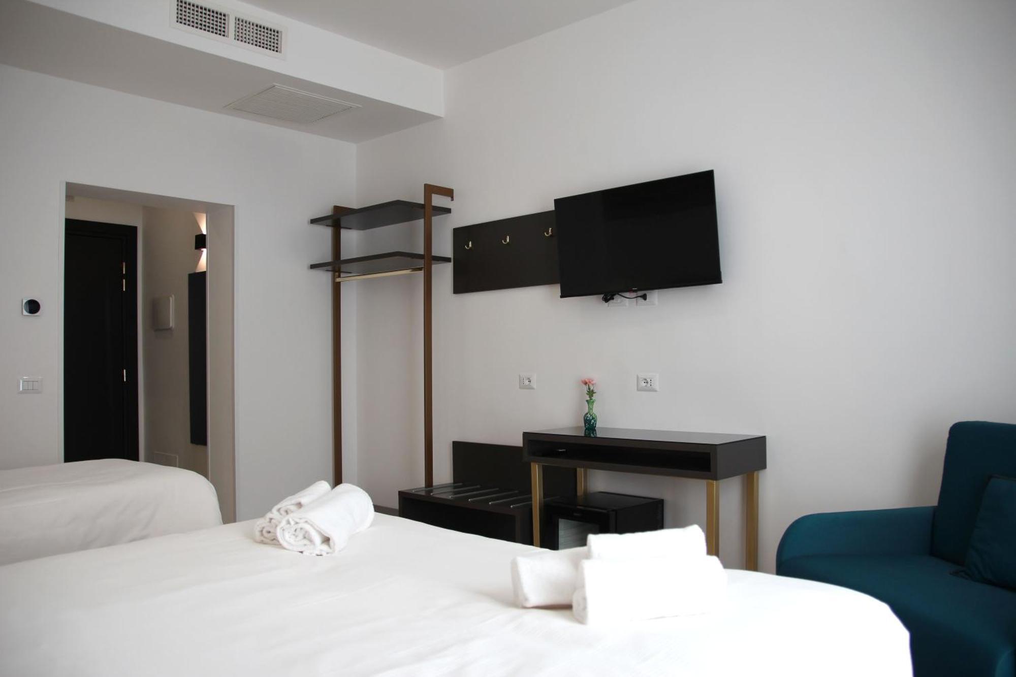 Joyful 148 Luxury Guest House Powered By Joyful Termini Boutique Guest House Róma Kültér fotó